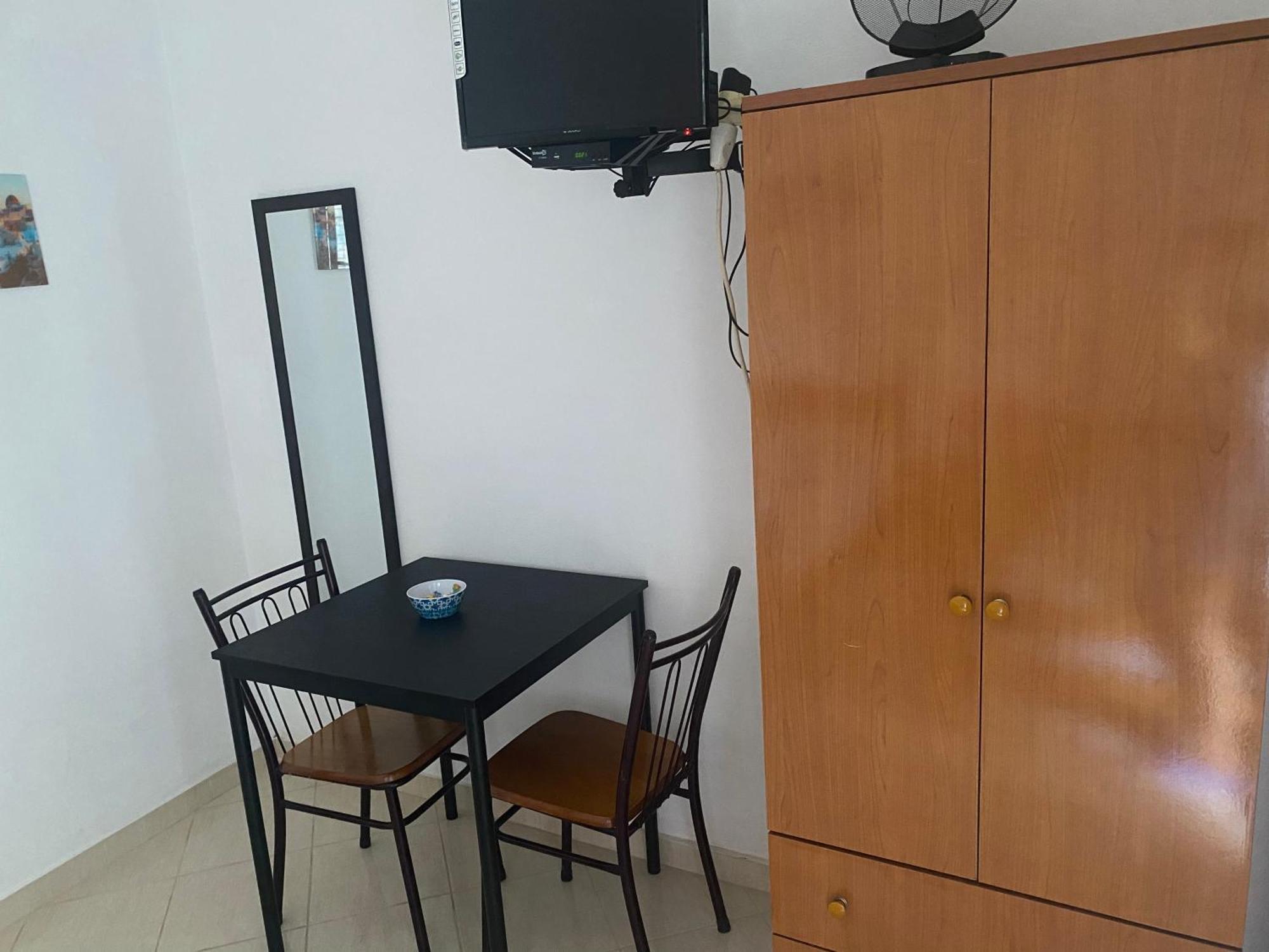 هيماري Rexhos Studios المظهر الخارجي الصورة
